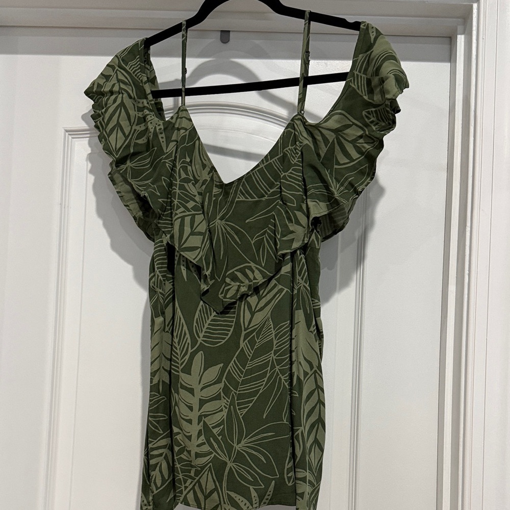 Old Navy Olive Green V-Neck Tank